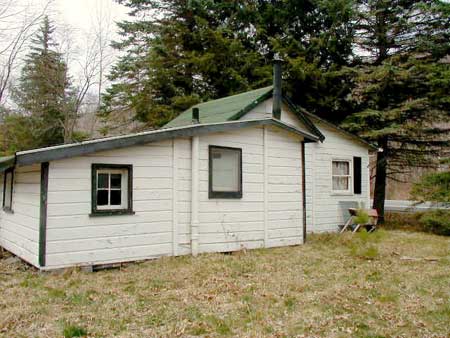 A Wonderful Little Cottage!