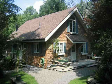 Priceless Location in Woodstock!
