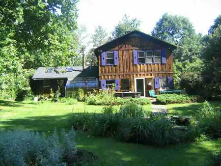 Great family compound or artists residence in Olive.