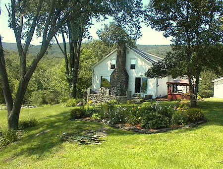 TRUE VIEWS AND A BEAUTIFUL HOME