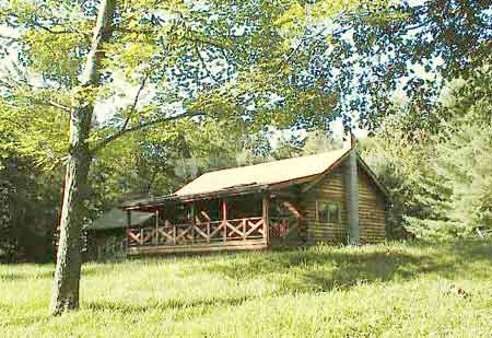 Sweet little 2 bedroom log cabin 