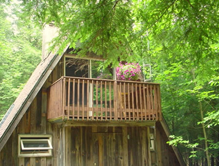 Charming Private A-frame Cabin in Bearsville